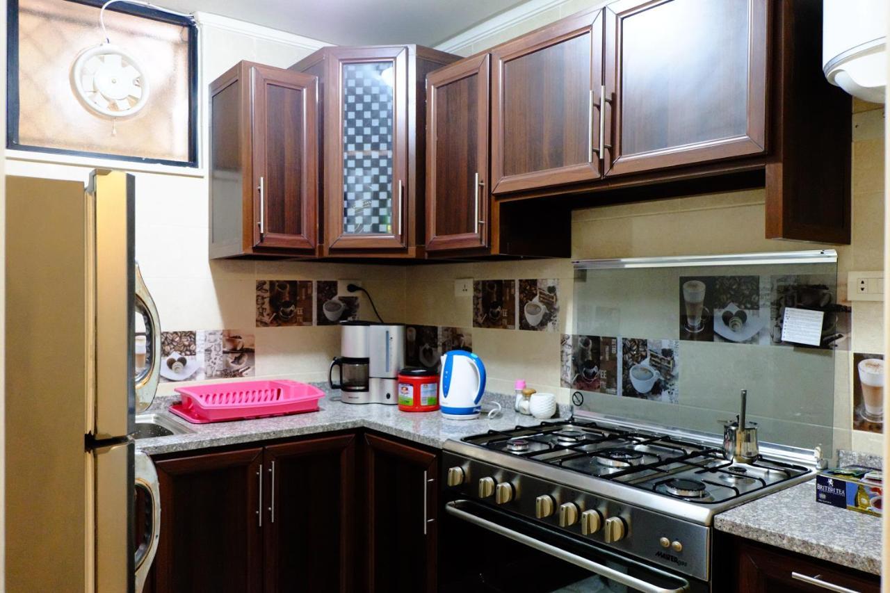 Arabian Suites Amman Bagian luar foto